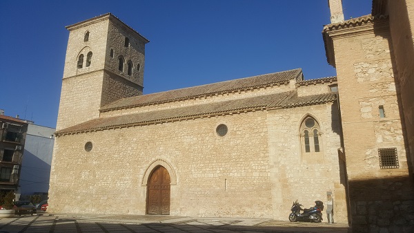 Vista exterior de la Iglesia de Santiago de Ciudad Real.