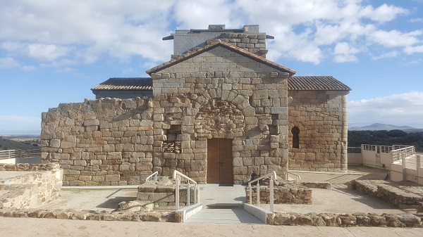 Vista exterior de la Ermita de Santa María de Melque, San Martín de Montalbán