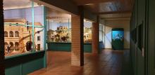 Sala exposición de belenes. Museo de las Artes Decorativas Navideñas de San Clemente.