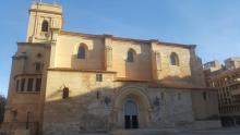  Fachada lateral, entrada accesible. Catedral de Albacete.