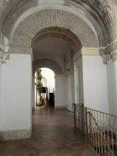 Arco en el interior del convento