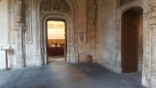 Distintos accesos desde Claustro. San Juan de los Reyes, Toledo.